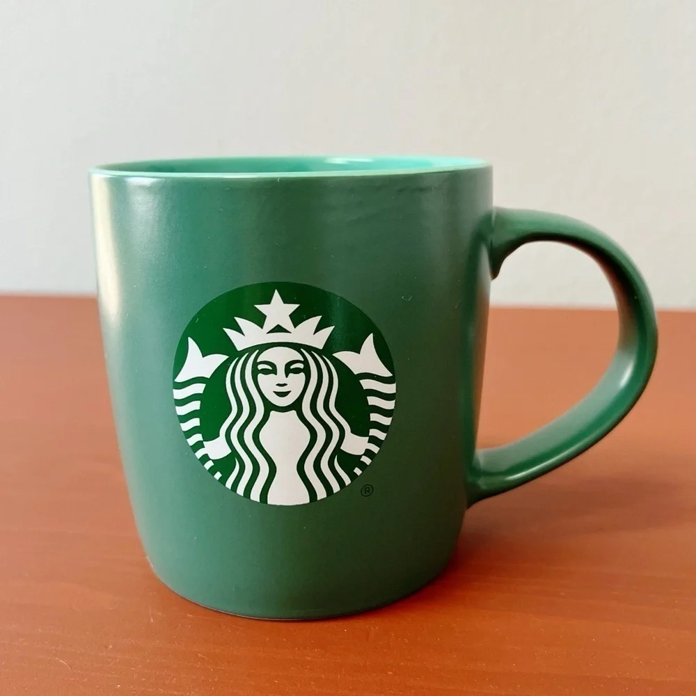 Starbucks Holiday '24 Classic Green Coffee Tea Mug Logo 11 oz/325 ml Collectible